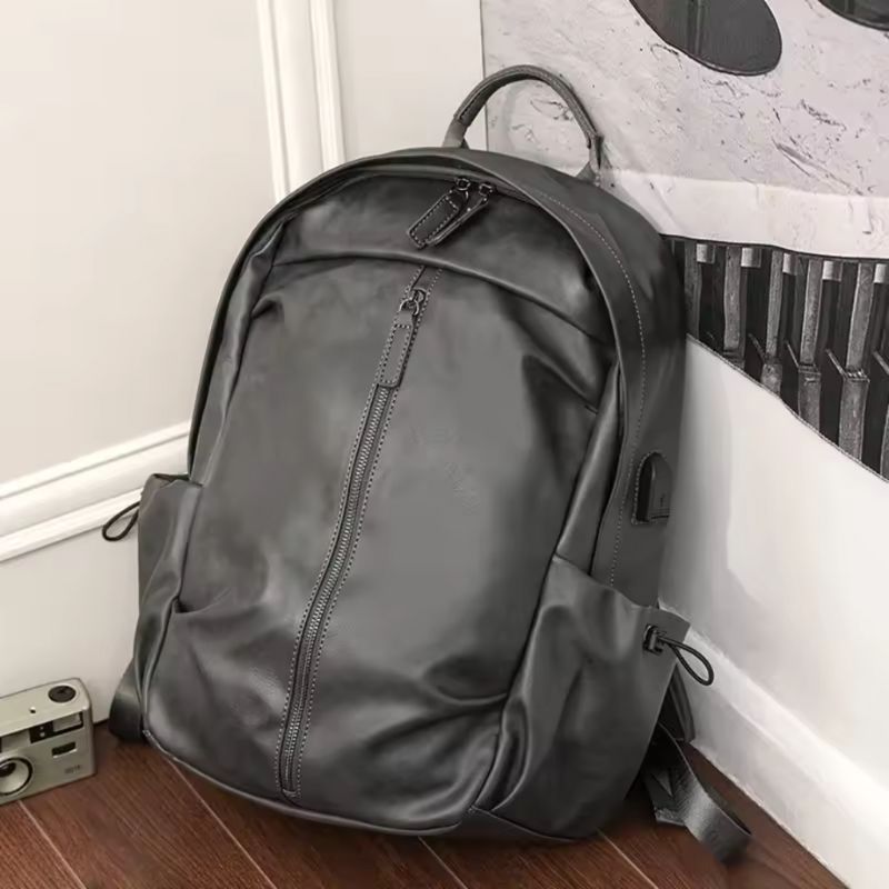 Mochila Executiva em Couro Celesto Stock