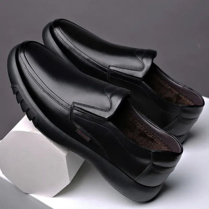 Mocassim Masculino de Couro Celesto RZ303