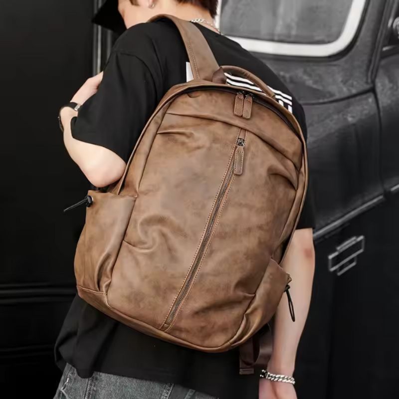 Mochila Executiva em Couro Celesto Stock