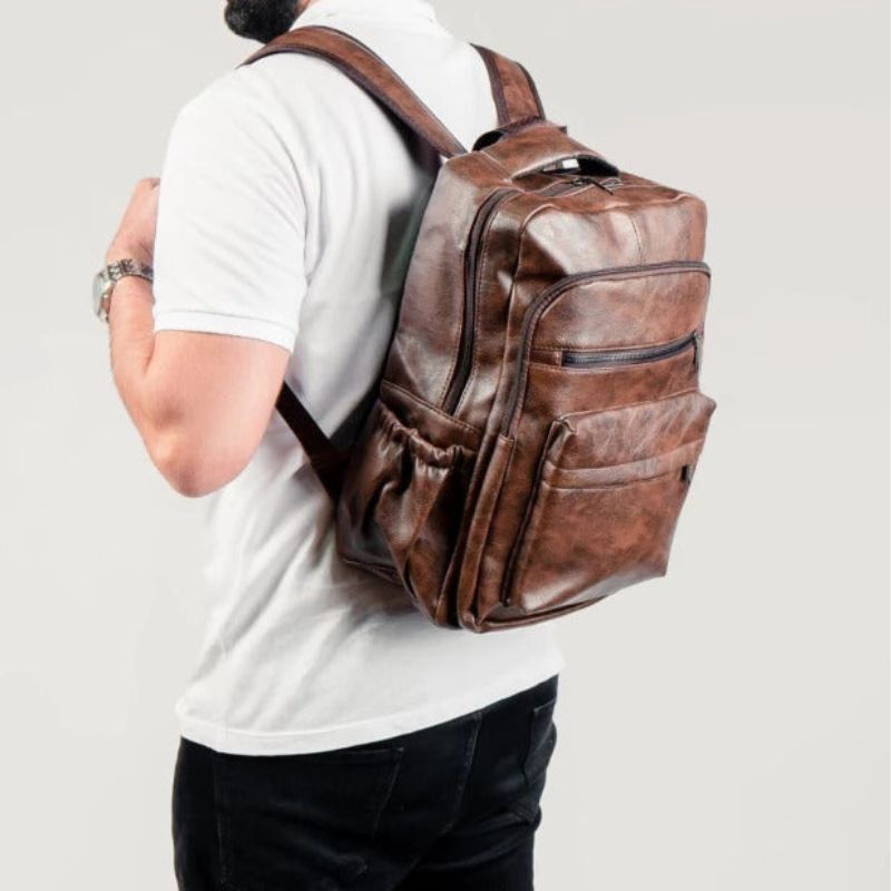 Mochila Executiva em Couro Celesto Cargo