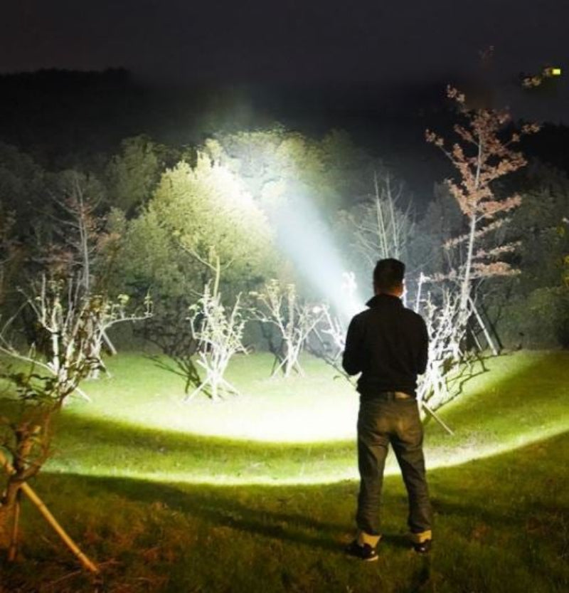 Super Lanterna Tática Zoom - Ultra Potente